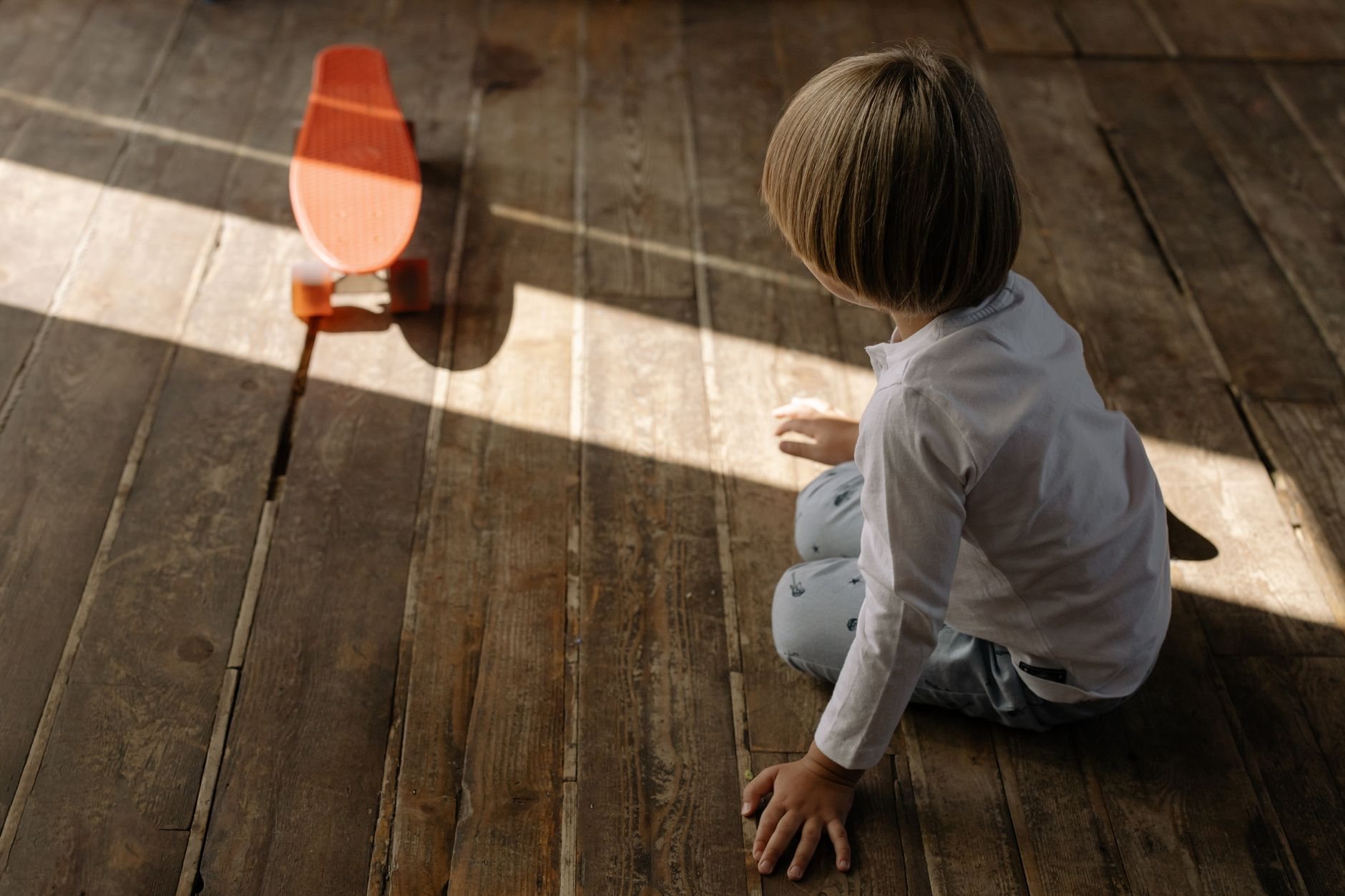 Holzspielzeug: Warum Kinder davon profitieren